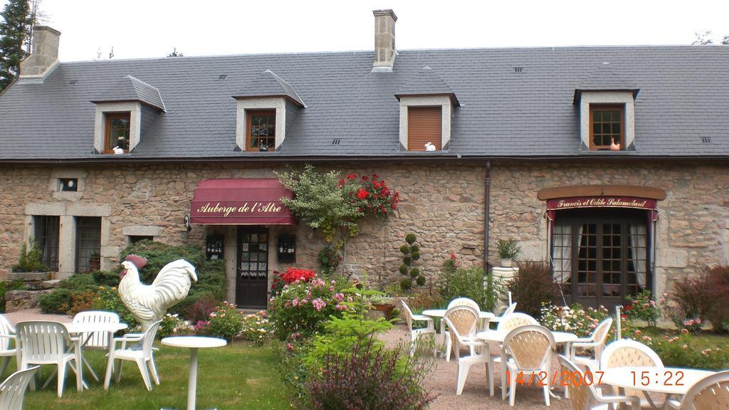 Auberge De L'Atre Quarre-les-Tombes Экстерьер фото